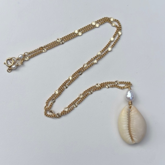 Handmade Hawaiian granulated cowrie and pearl necklace gold fill ocean Maui - Picture 6 of 7